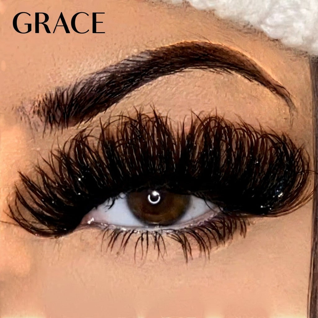 Daboujiebar GRACE full volume dramatic length false lash strips with a fluffy finish and subtle sparkle.